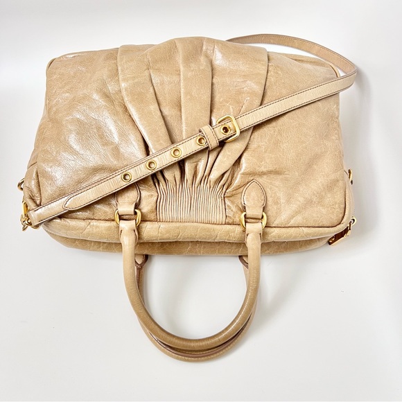 Y2K Vintage miu miu Bauletto vitello lux beige top handle bag two-ways gathered - Picture 11 of 16